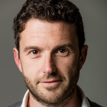 Headshot of Ricardo Mendes